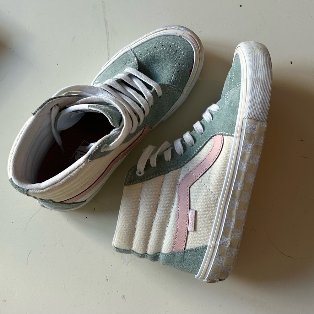 Vans High-Top Sneakers. Limited Edition
